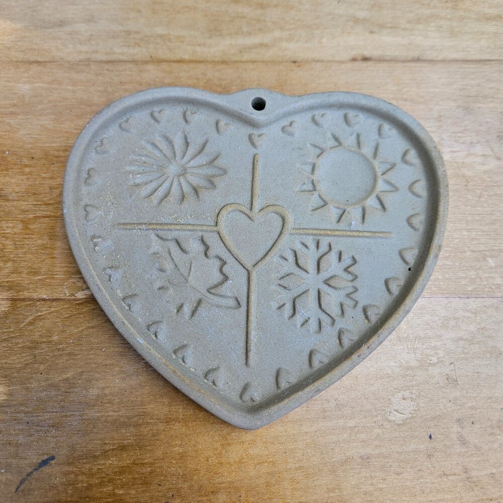 The Pampered Chef Cookie Mold Heart of the Seasons 1997